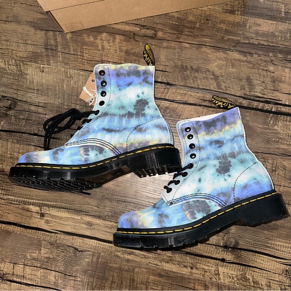 DR MARTENS Leather Boots - Picture 7 of 12